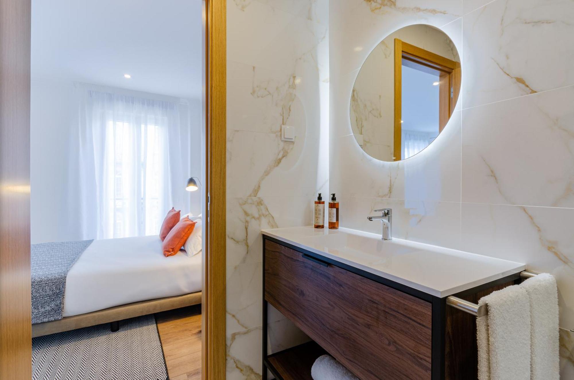 Apartment Morais Soares 131 *
