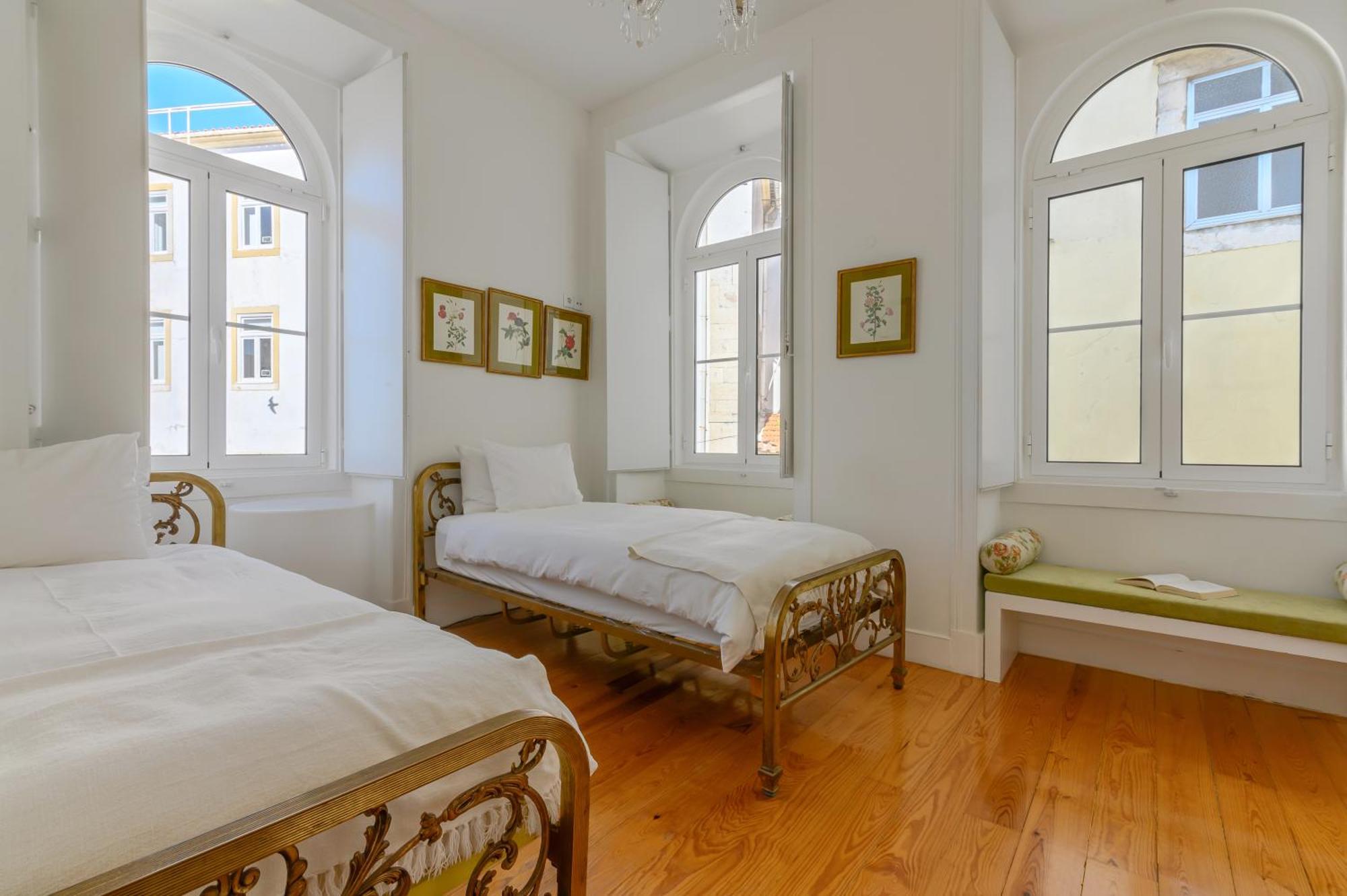 Portas Do Castelo Apartment *