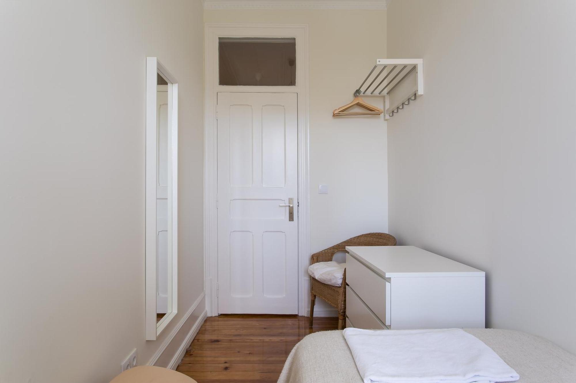 Apartment Rato By Hill