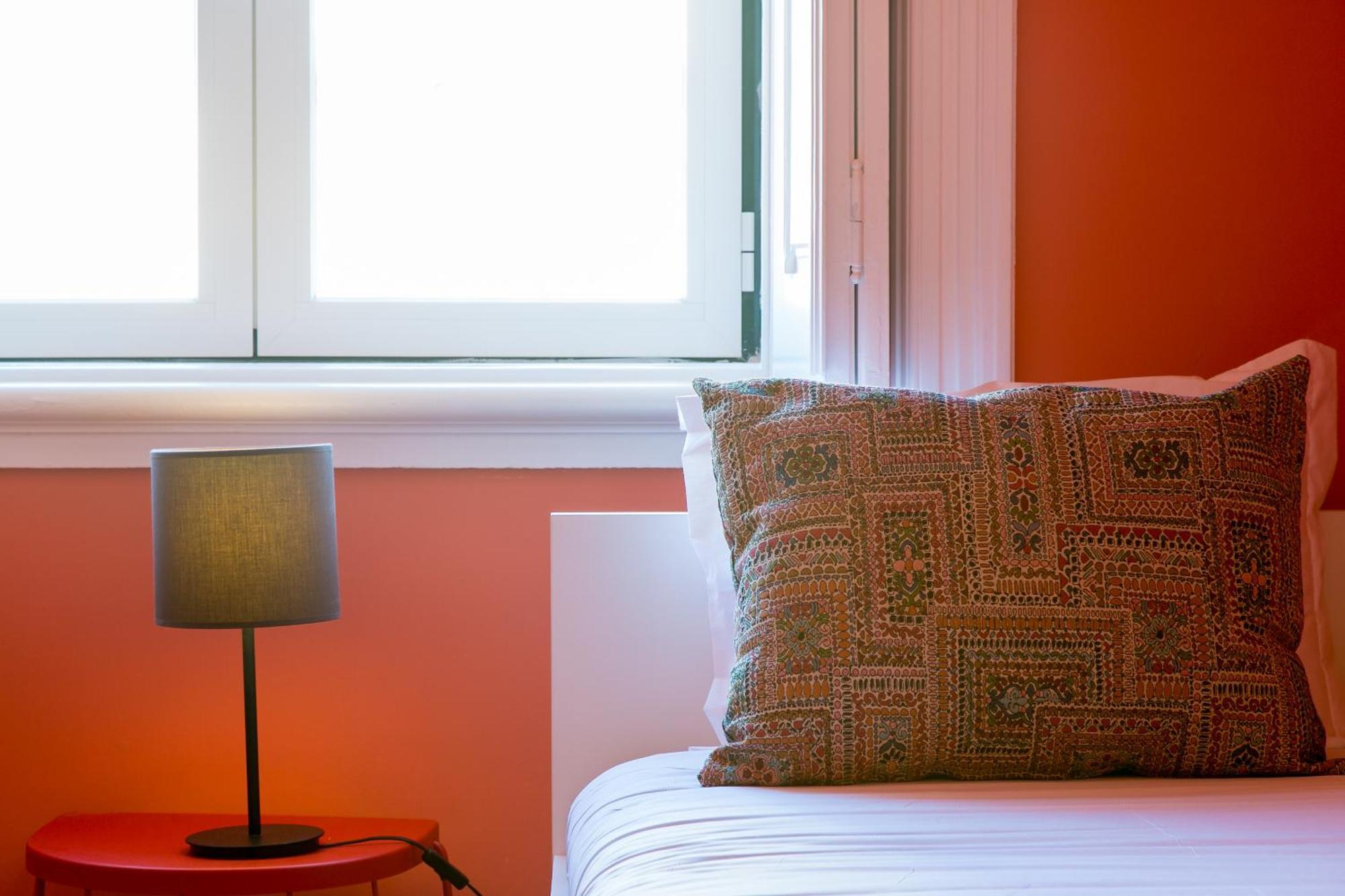 Apartment Rato By Hill Lisbon