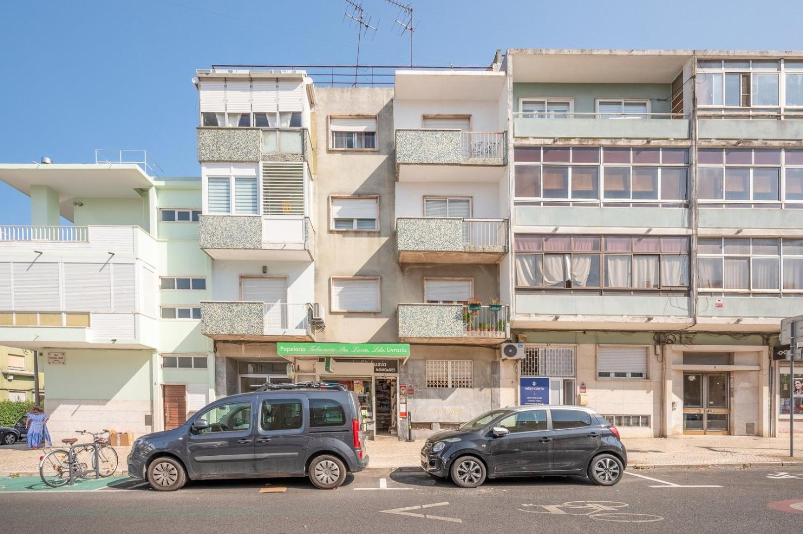 Guestready - A Charming Near Alvalade * Lisbon