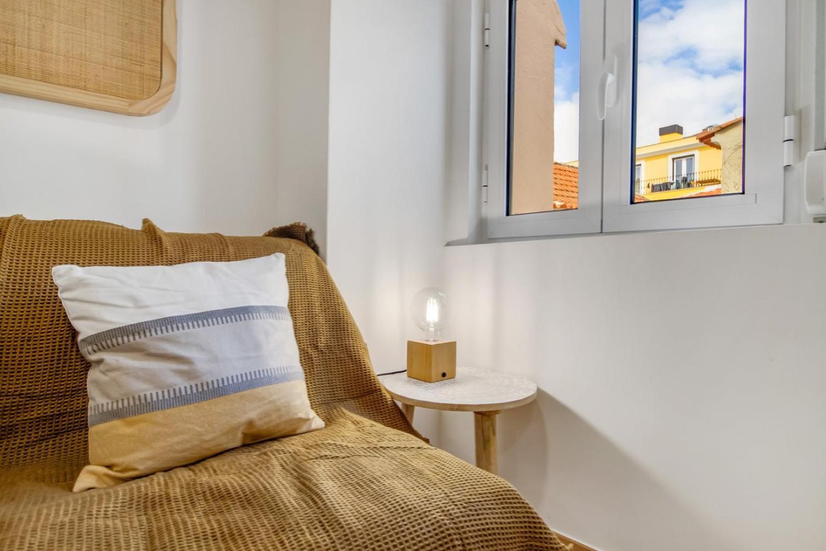 Modern Cocoon In Santos W Ac | By Airnest Lisbon