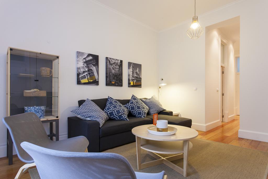 Joivy Downtown Blue Apartment Lisbon