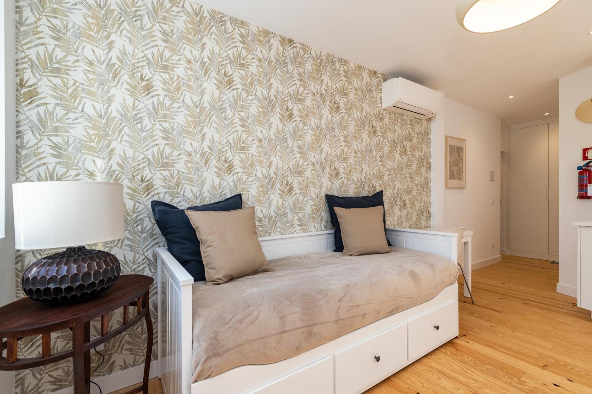 Apartment Design And Bright Near Pasteis De Belem *