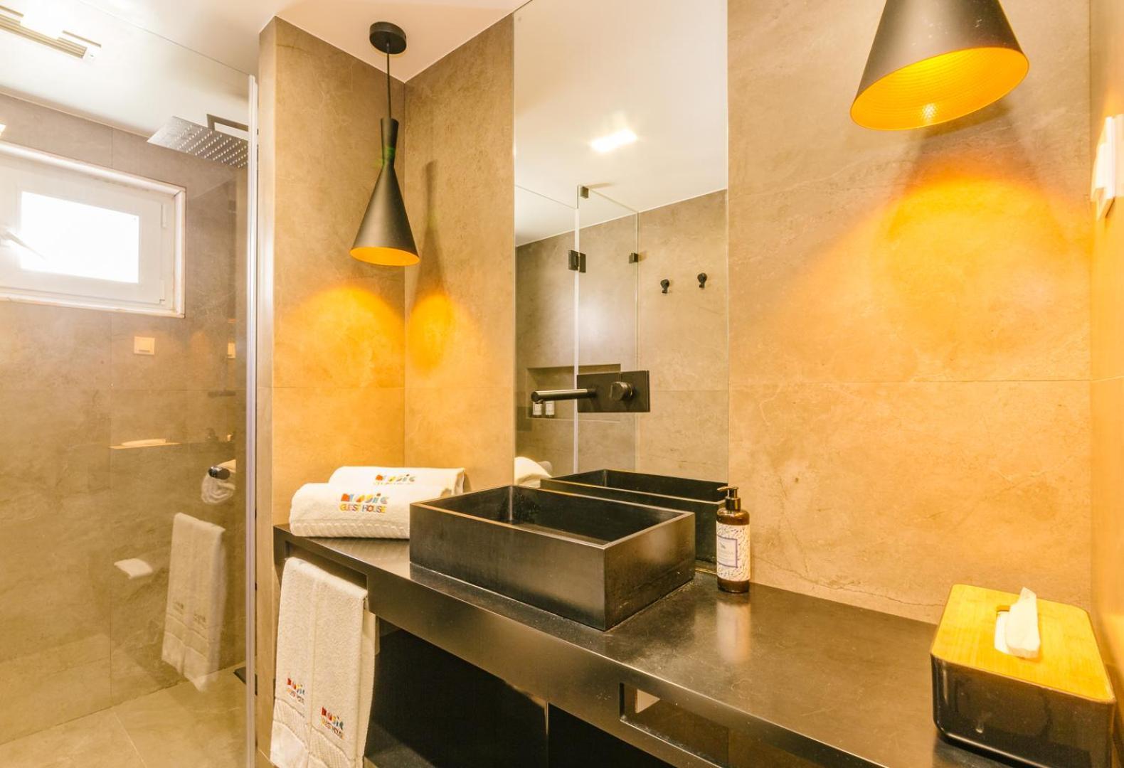 Bairro Alto Music Guest house *