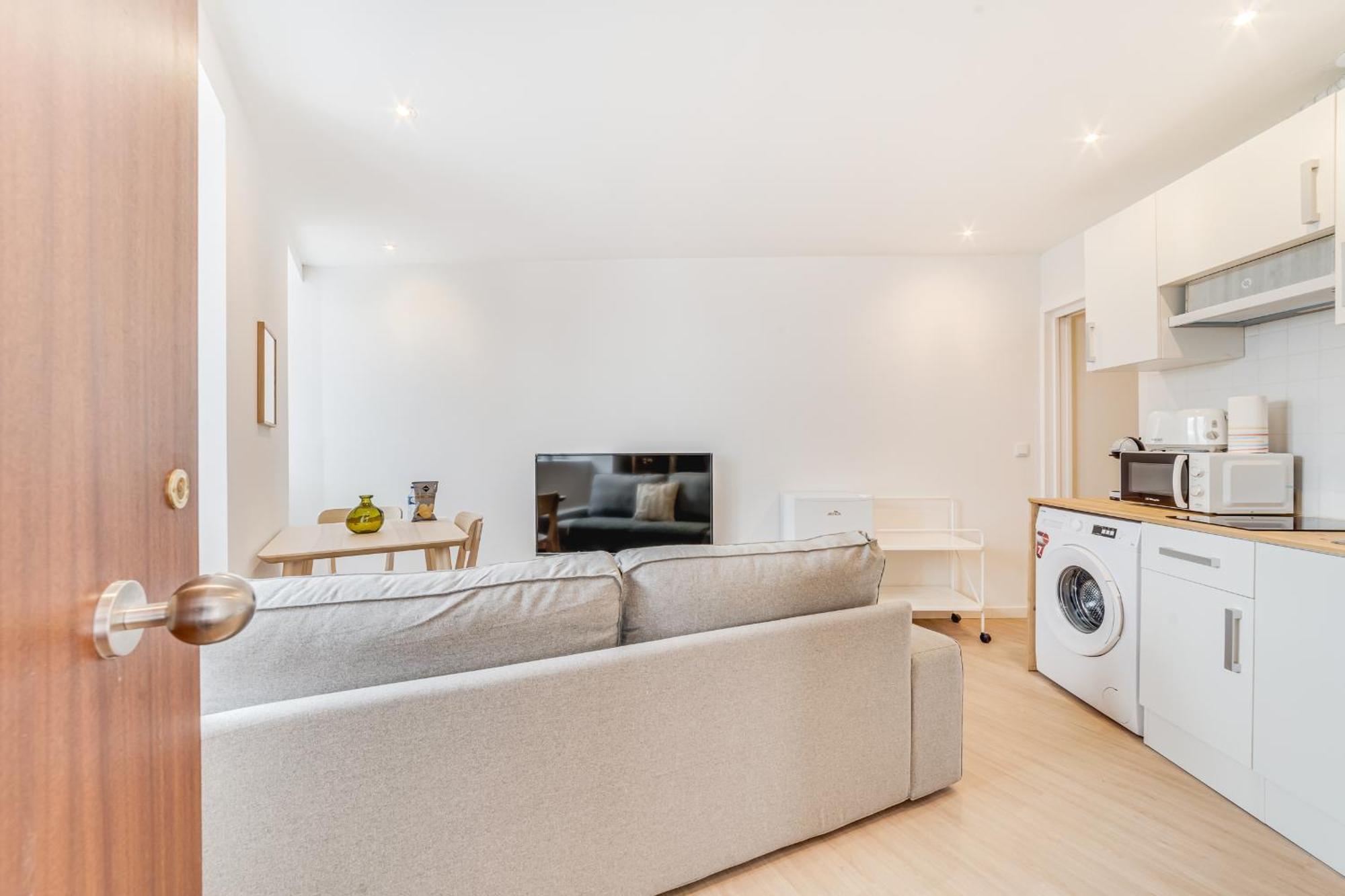 Apartment Beato Riverside Cozy *