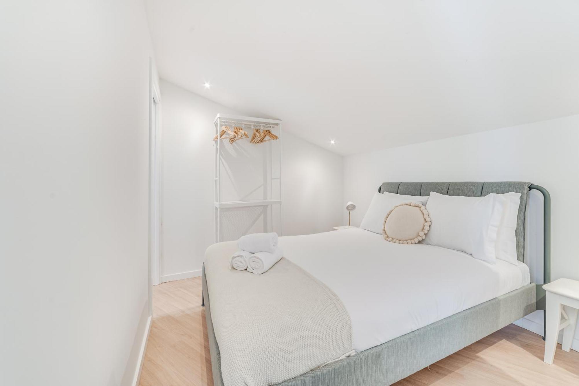 Apartment Beato Riverside Cozy