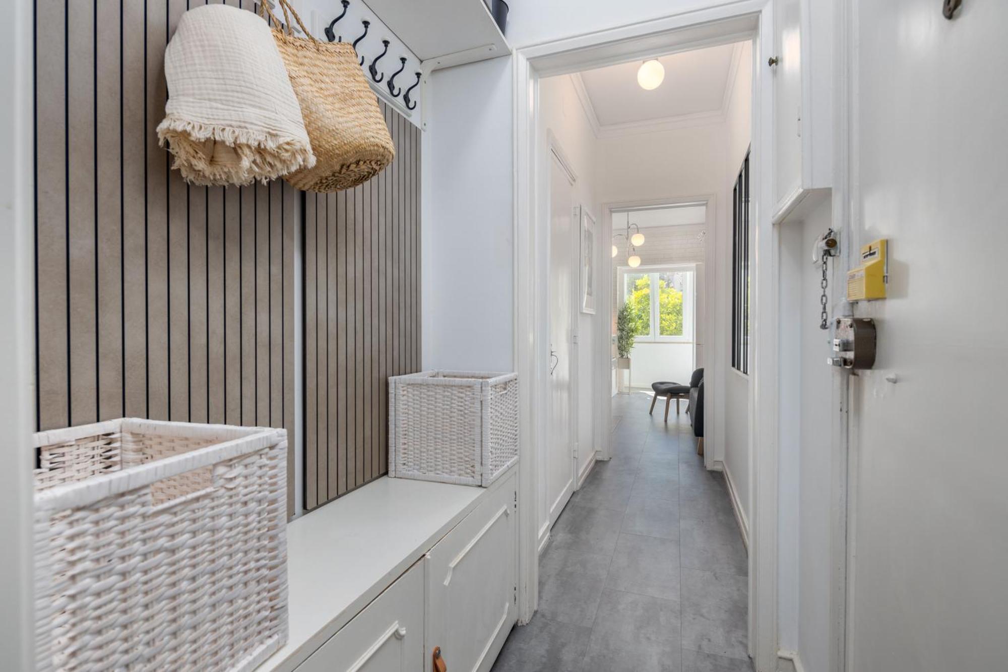 Fancy 2bdr Duplex With Patio By Lovelystay Lisbon