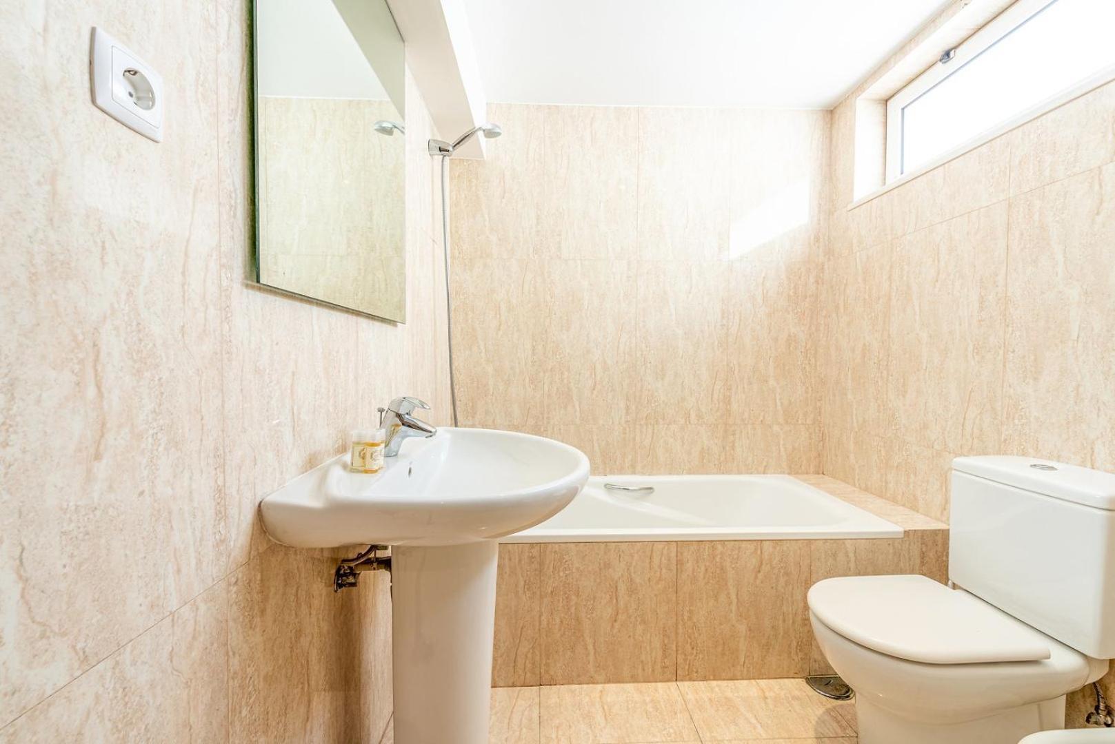 Guestready - Rare Terrace Apt, Historic Center Apartment Lisbon