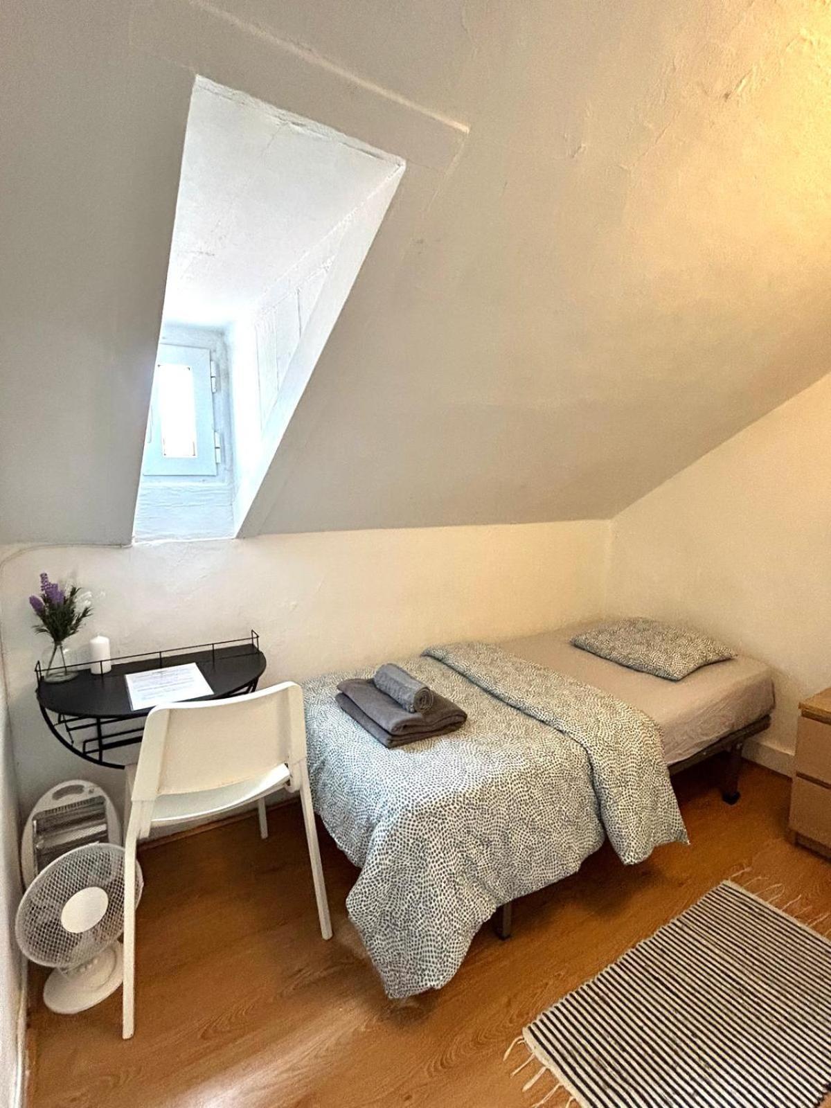Santos In With River View Homestay