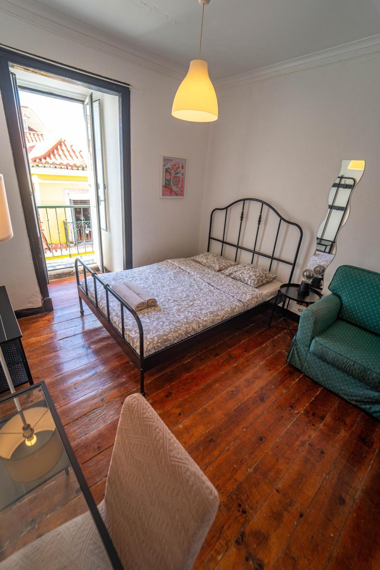 Very Well Located Homestay *