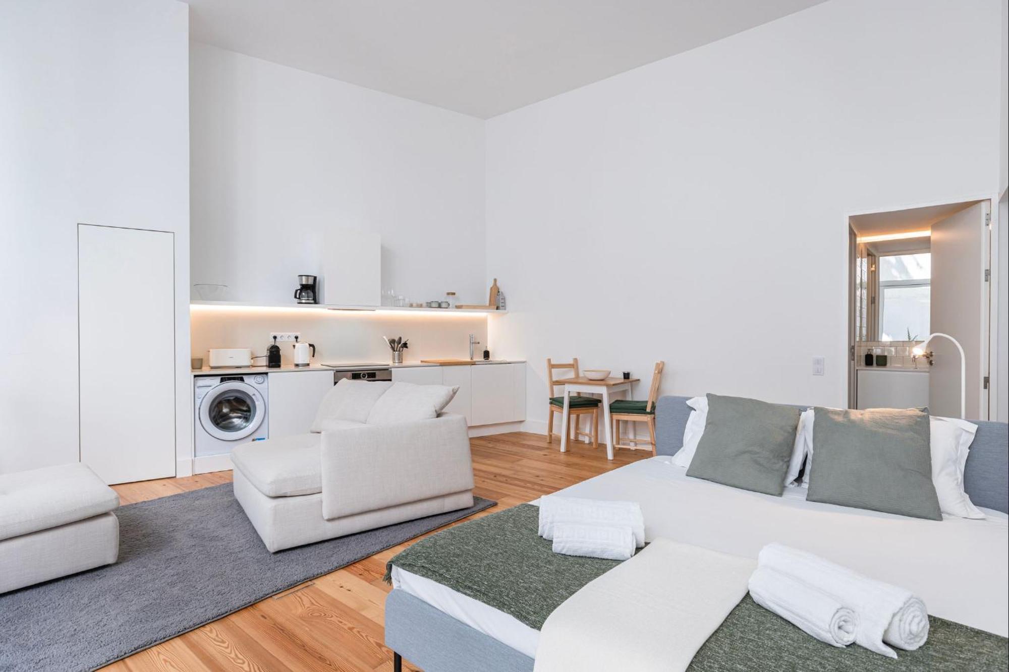 Whome Lisbon's Elite A Stylish & Modern W Patio *