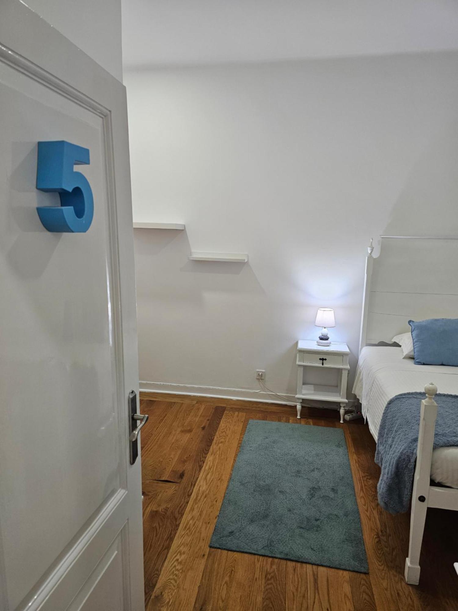 Guest house Almirante *