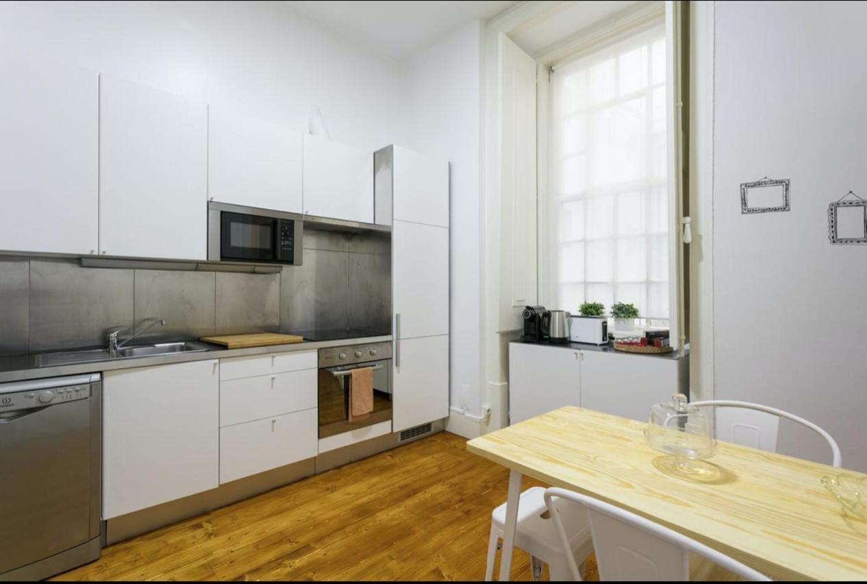 Pedrasnegras30 Lofts & *