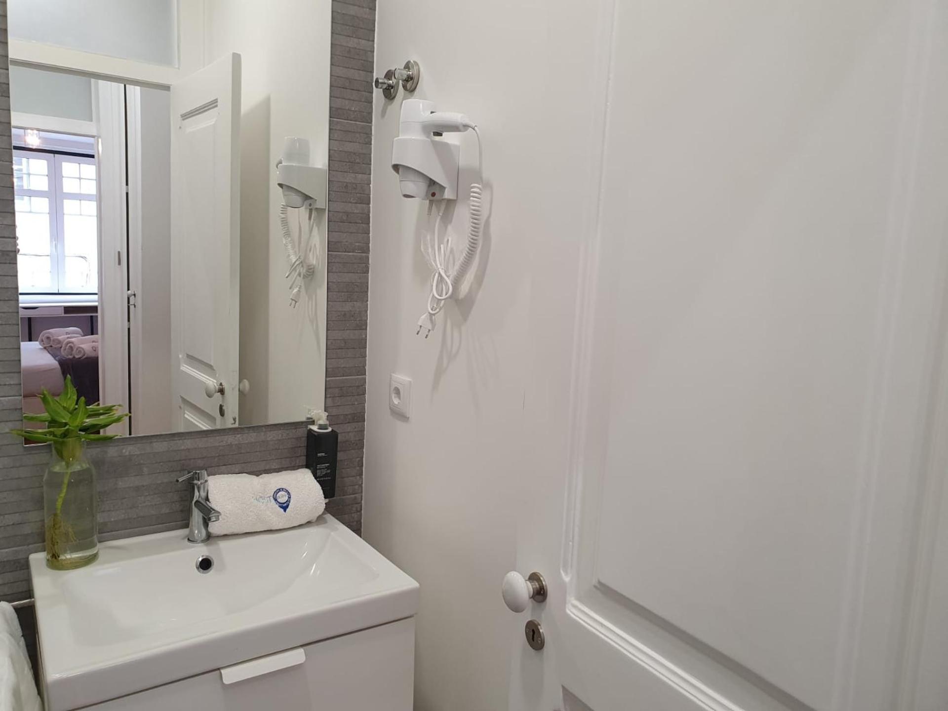 Homestay Estrela Charming 2 By Host-point Lisbon