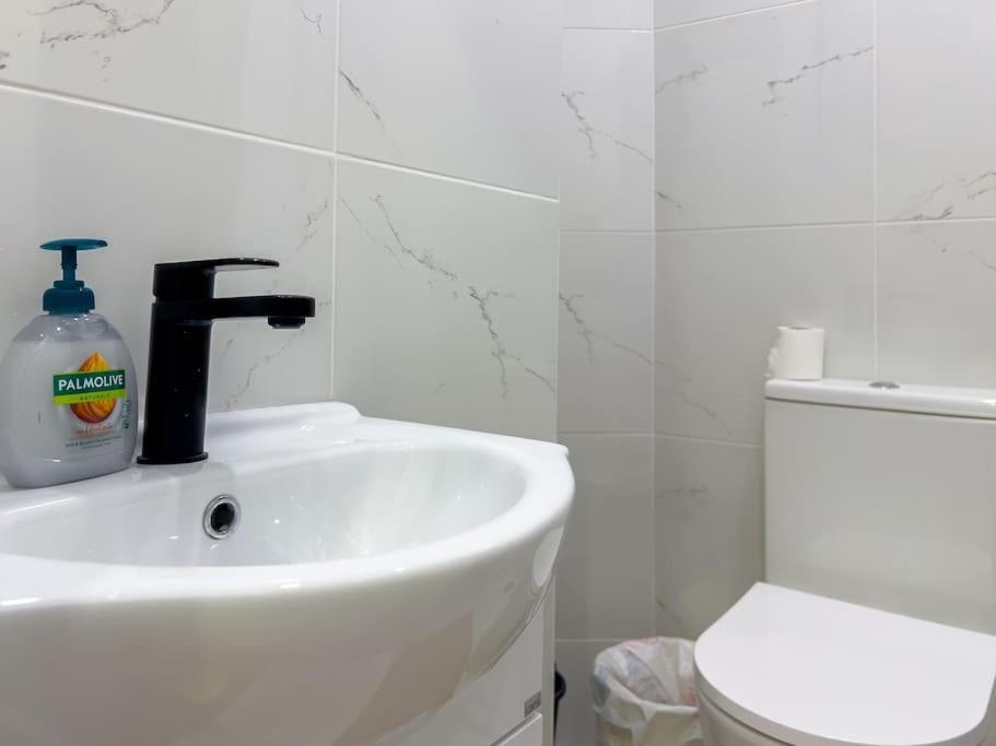 10 Bairro Alto Apartment