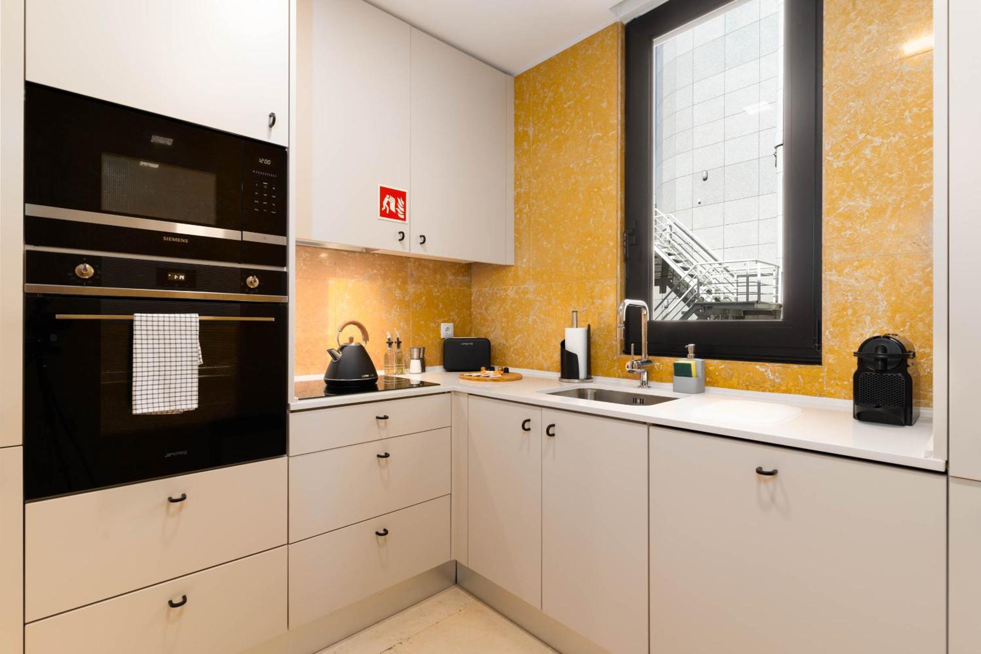 Limehome Rua Eca De Queiroz Apartment *