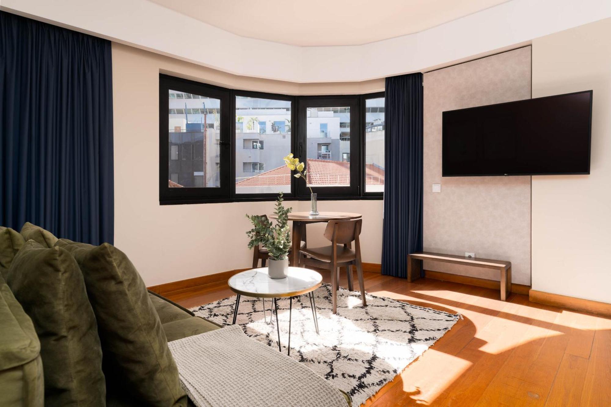 Apartment Limehome Rua Eca De Queiroz