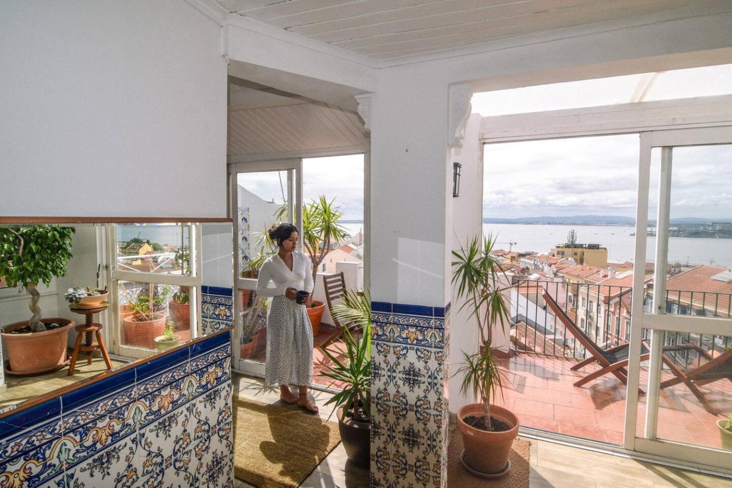 Olympo Shared Flat With Amazing River View Casa de hóspedes