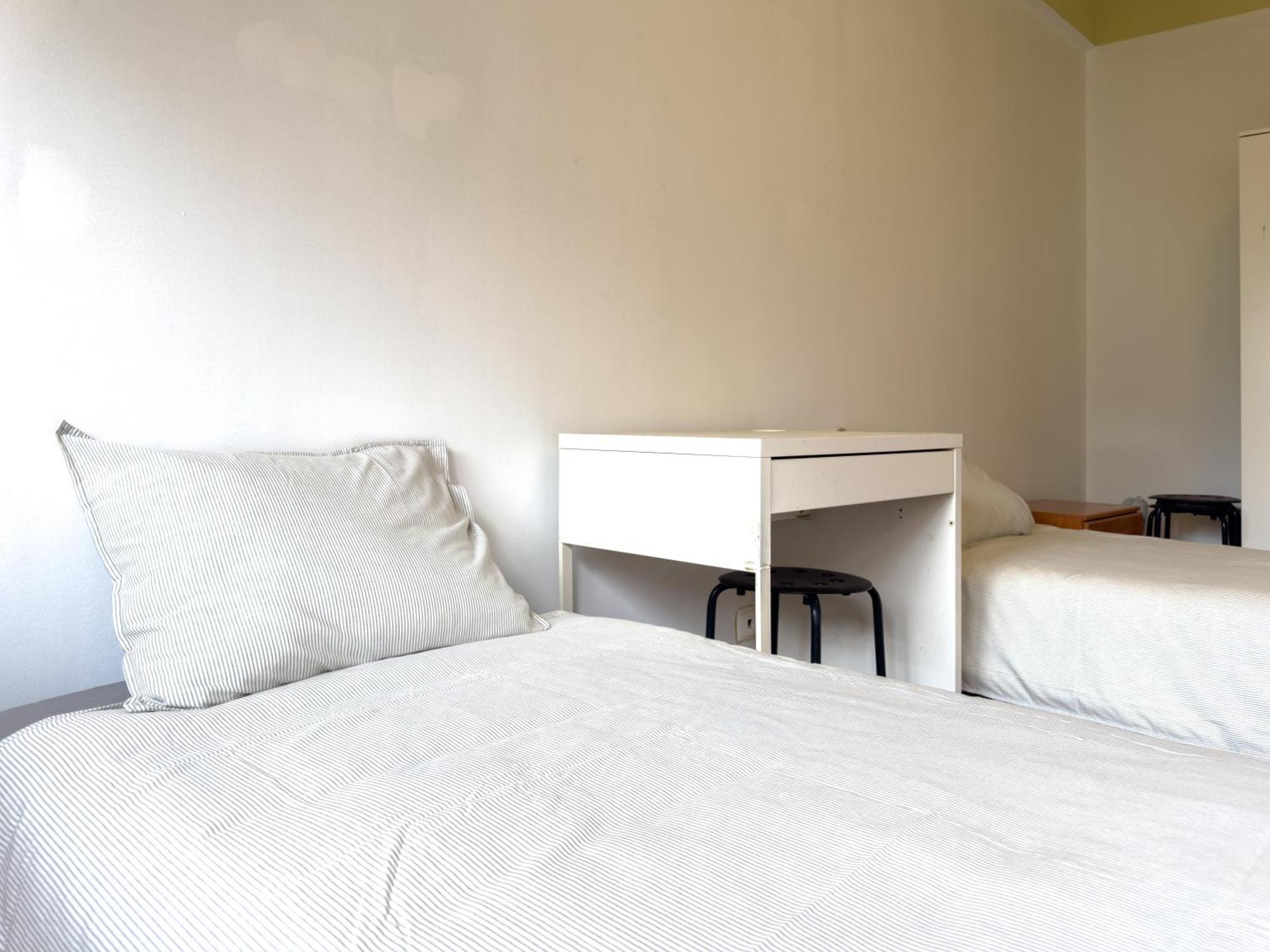 Double Bed In Old Town