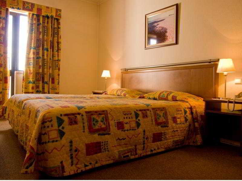 Holiday Express & - Principe Real By Ihg Hotel 3*