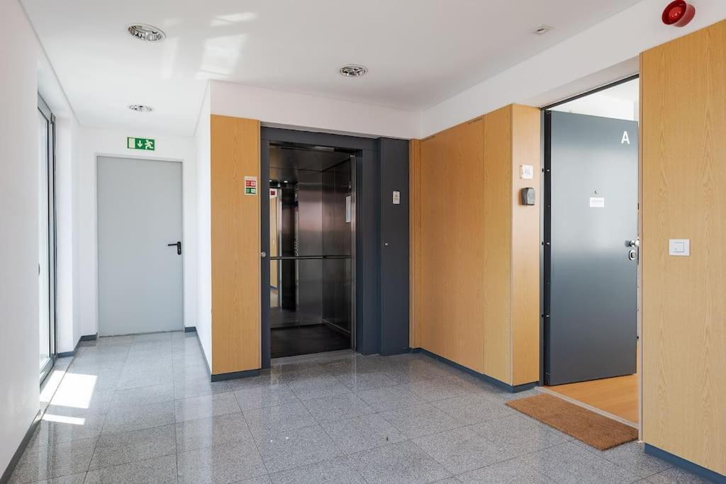 For The Lovers- Downtown Lisbon- Free Parking Apartment Lisbon