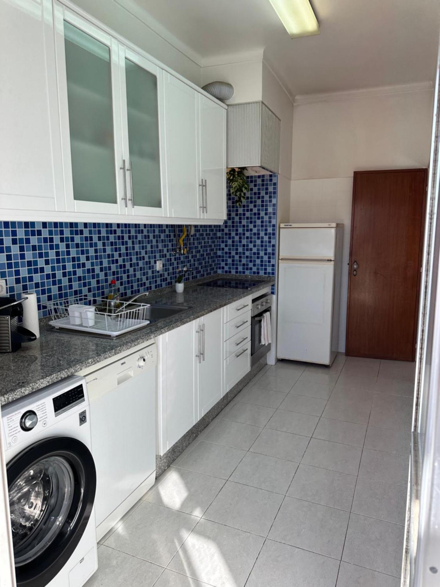 Apartment Bright Spacious 1 Bedroom Lisbon