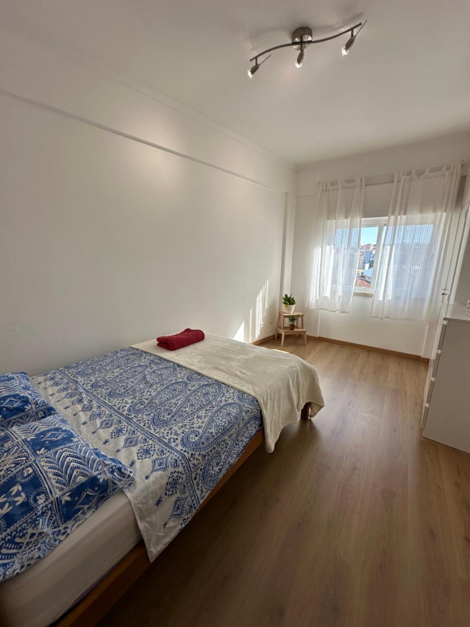 Apartment Bright Spacious 1 Bedroom *