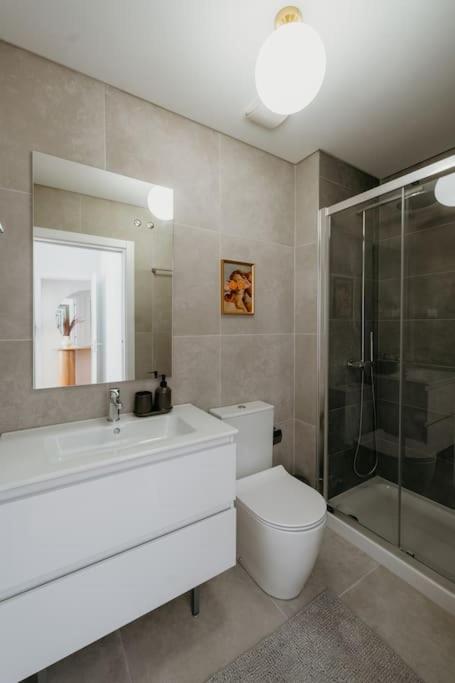 Orange House - Beautiful Two-bedroom 1d Lisboa