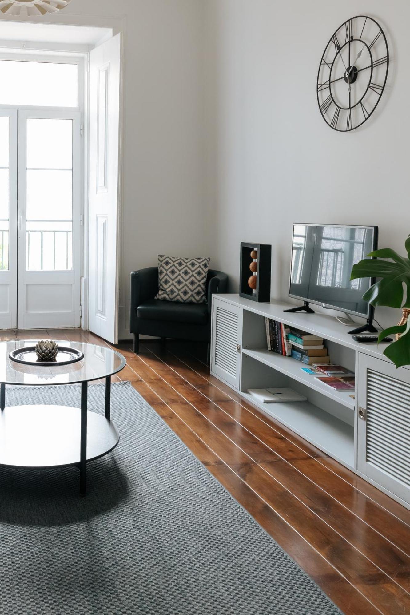 Diogo's Alcantara I By Mycelia Apartment