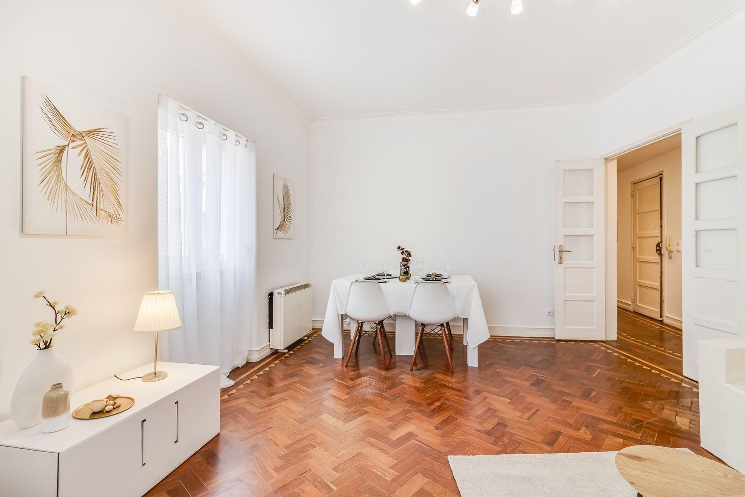Comfort Apartment *
