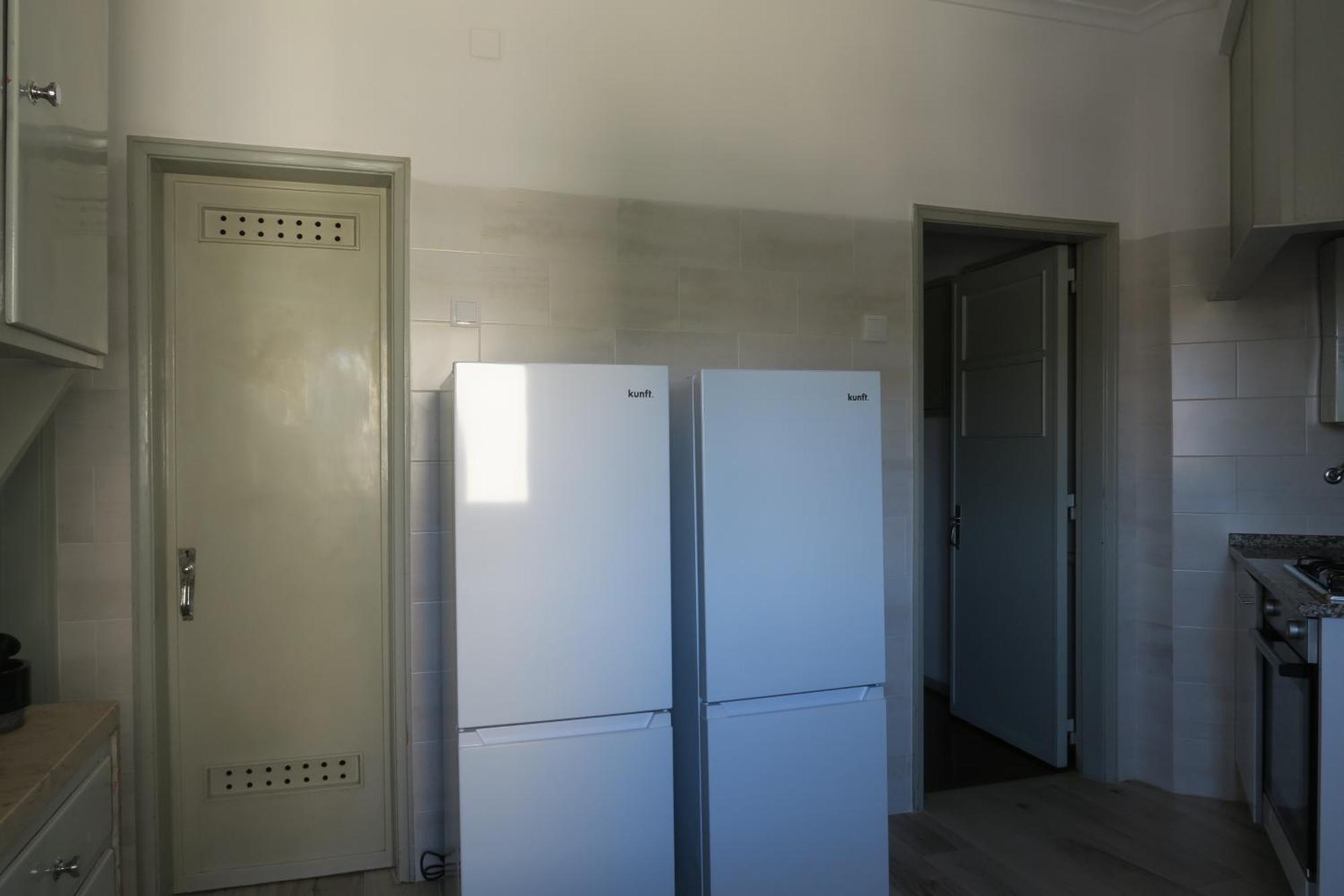 Modern Suites - Floor