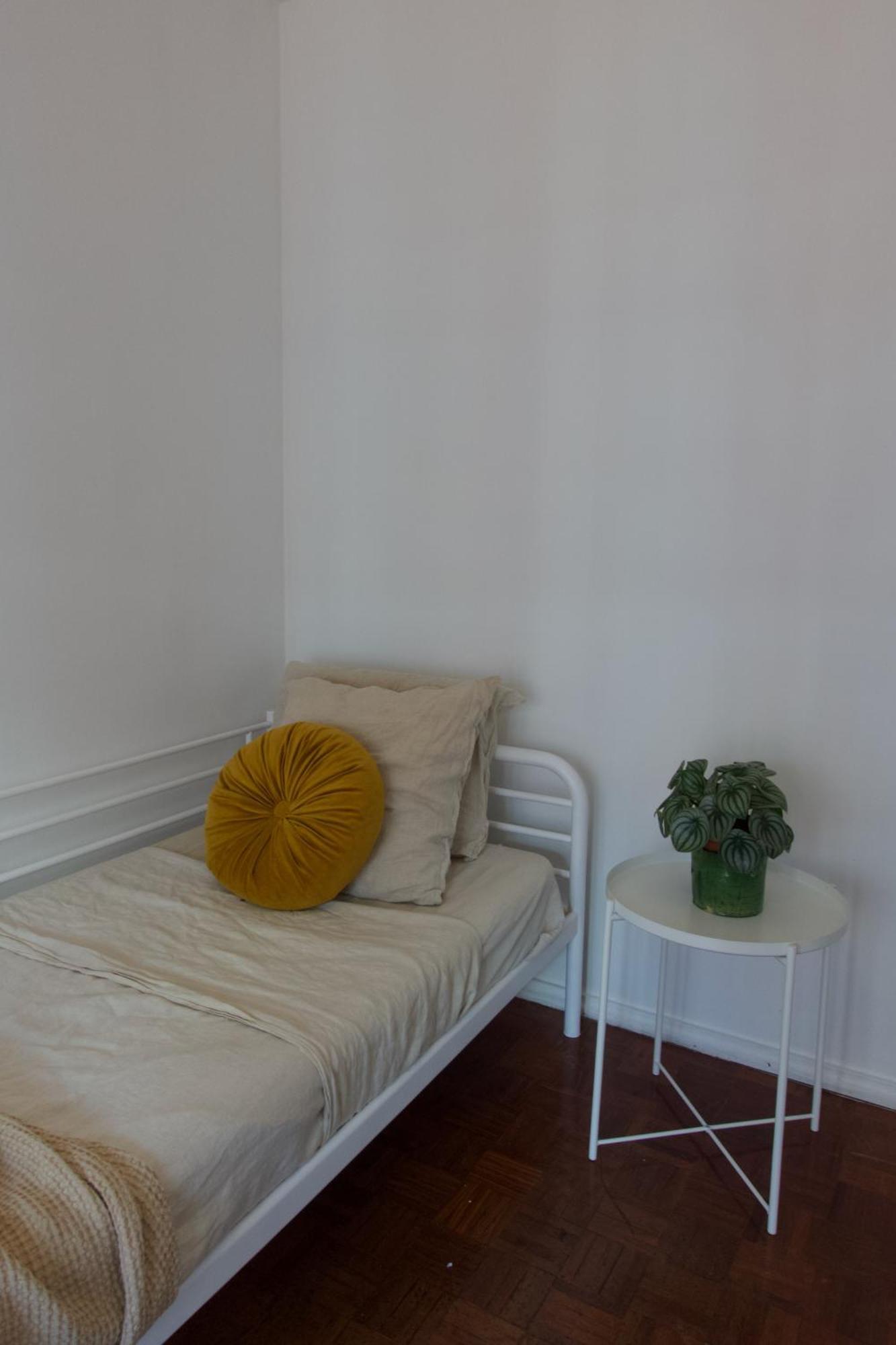 Modern Suites - Floor Homestay Lisbon