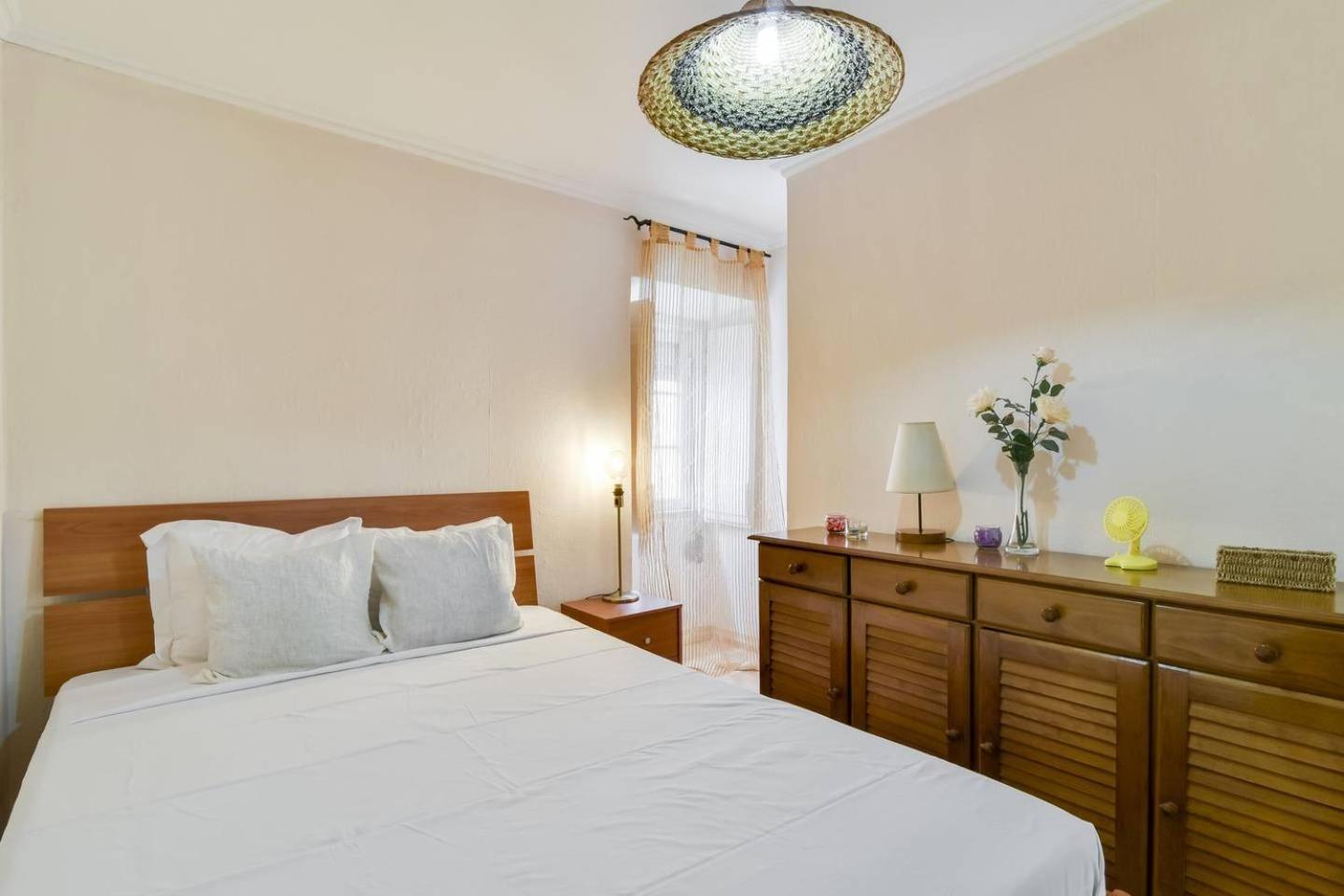 Portuguese Design 1 Bedroom In The Heart Of Apartment Lisbon