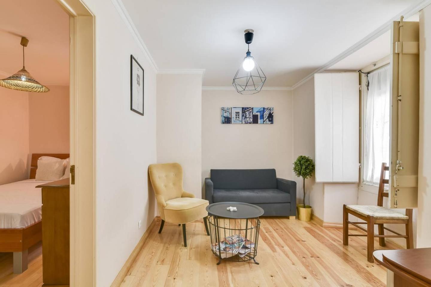 Portuguese Design 1 Bedroom In The Heart Of * Lisbon