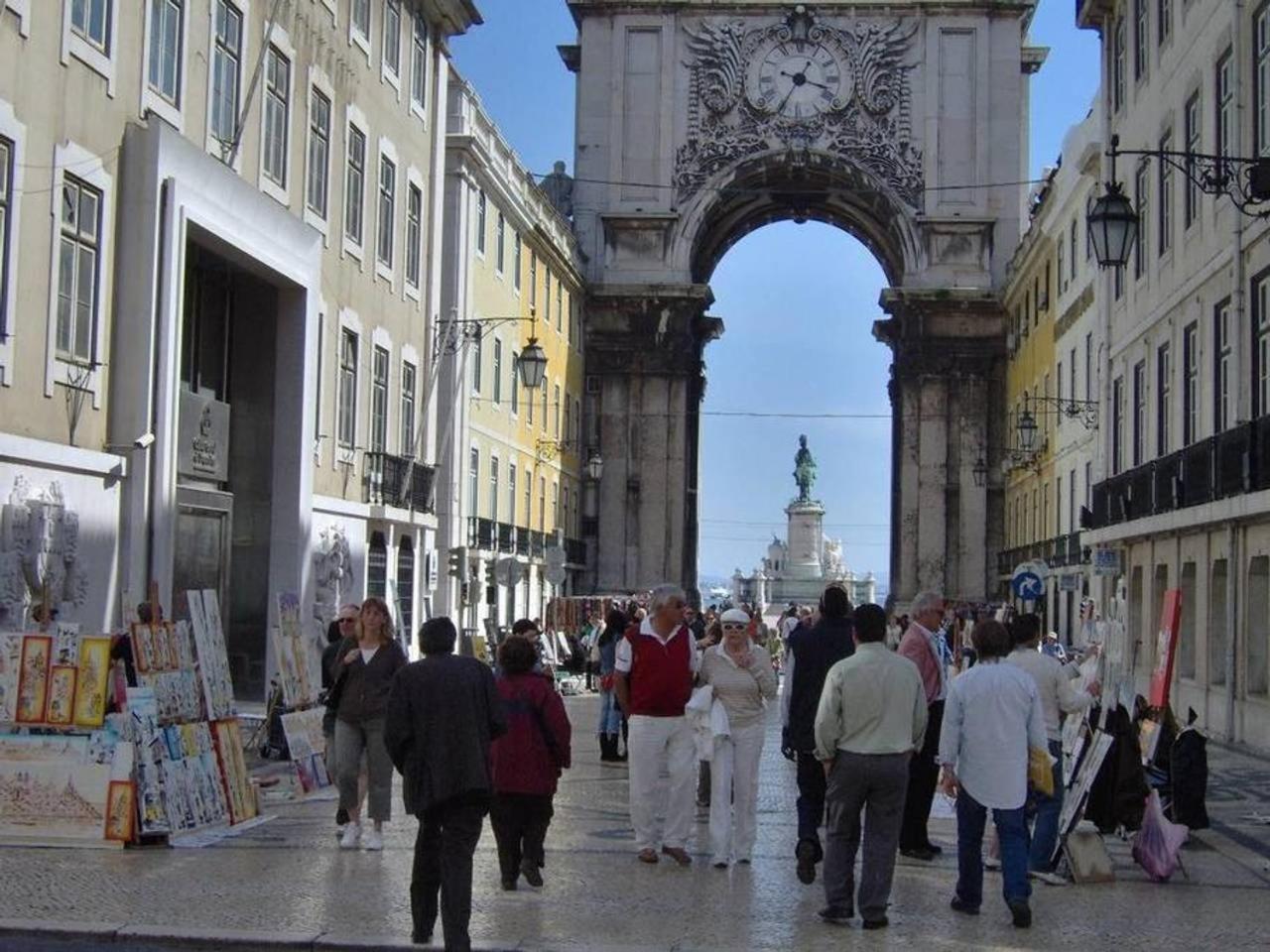 Portuguese Design 1 Bedroom In The Heart Of Lisbon