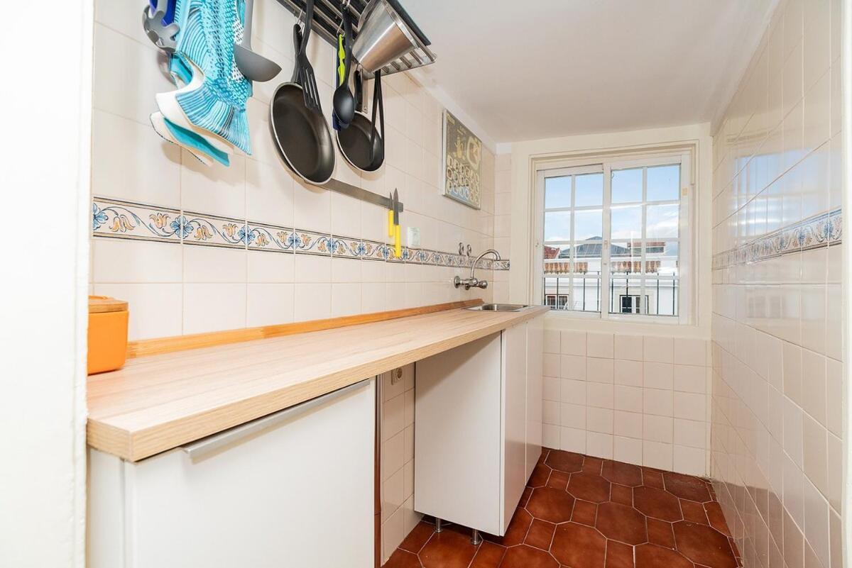 Attic With Balcony In Bairro Alto Lisbon