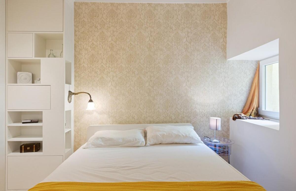 Apartment Stunning 1 Bedroom Near Alfama *