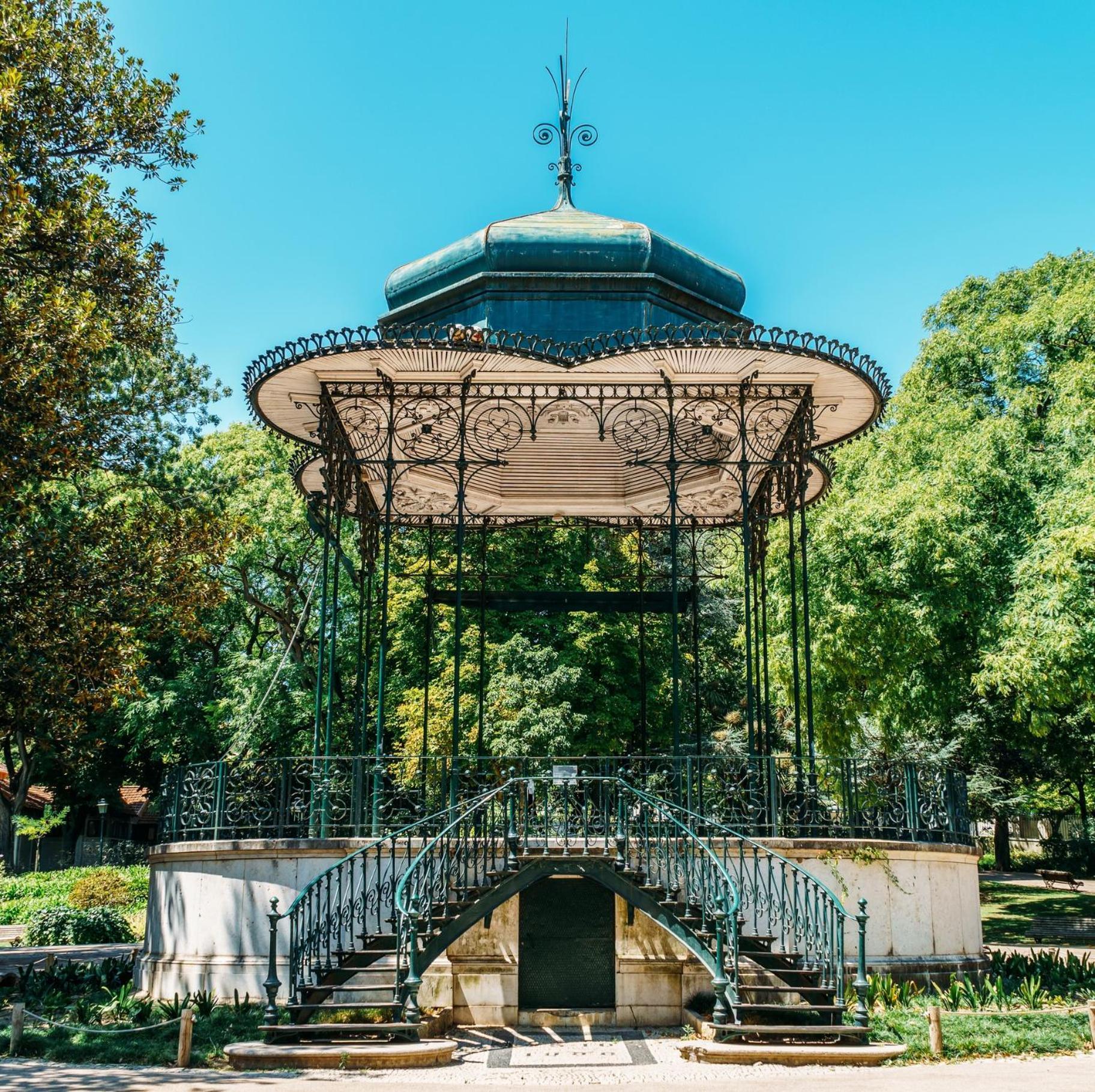 Apartamento Bem Localizado Para Familias & Amigos Lisbon