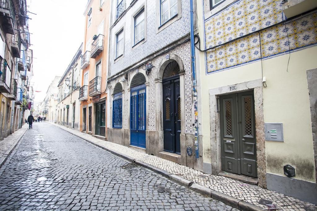Mezzanine With A View In Bairro Alto Apartment