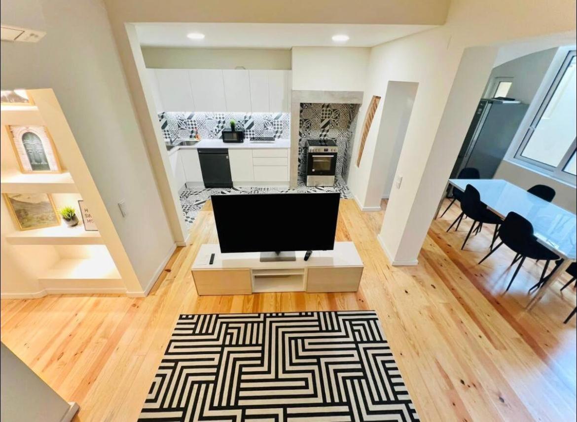 Center 3 Bedroom Flat Next To Avenida Liberdade Apartment Lisbon