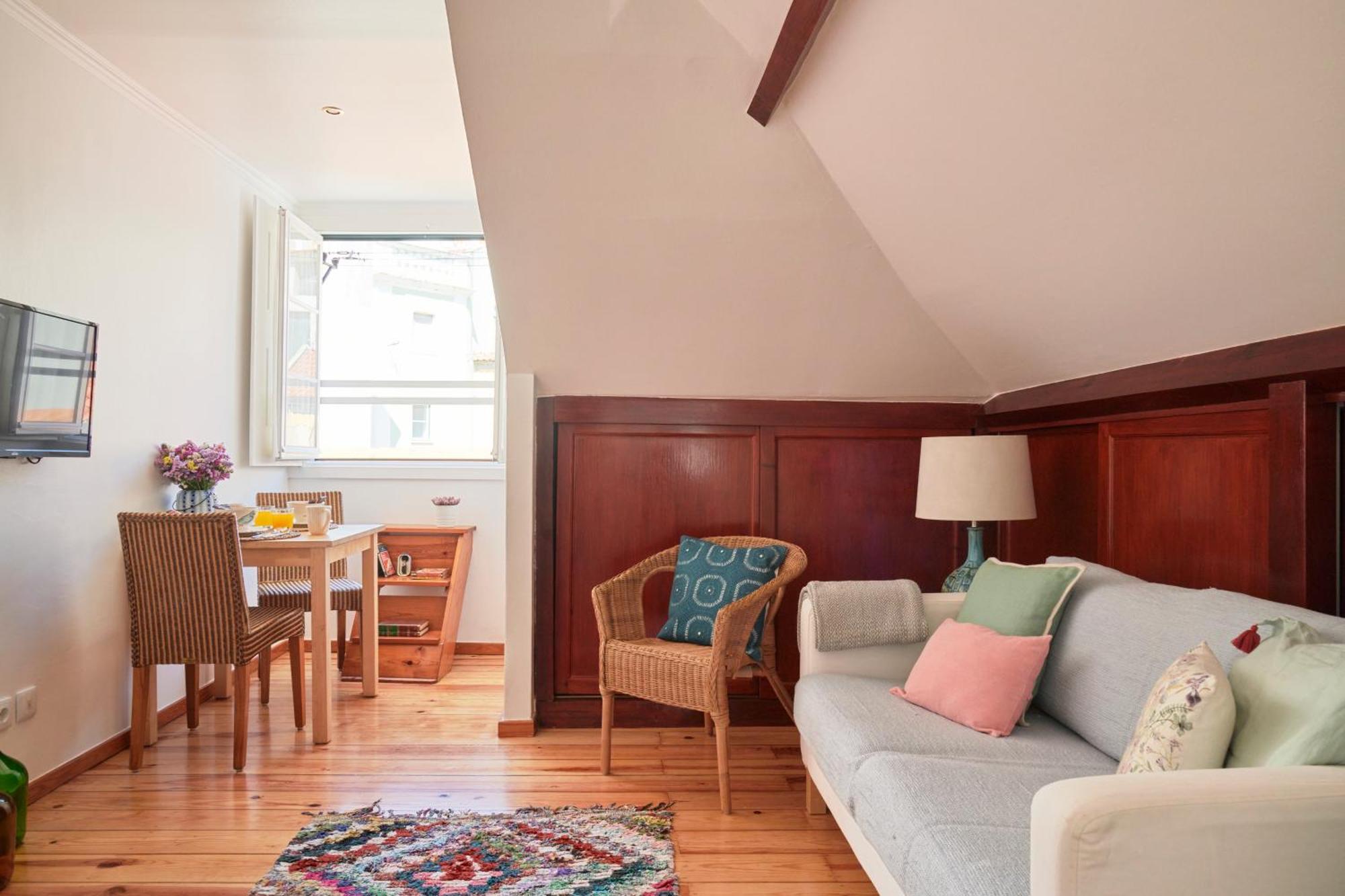 Apartment Central, Comfy And Light-filled Apt, By Timecooler Lisbon