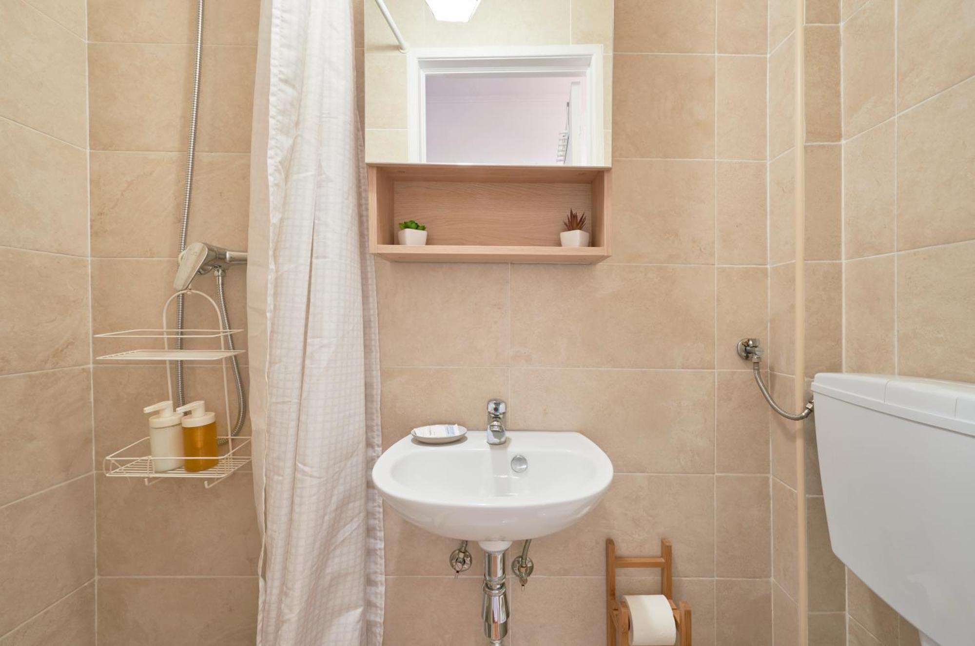 Central, Comfy And Light-filled Apt, By Timecooler Lisbon