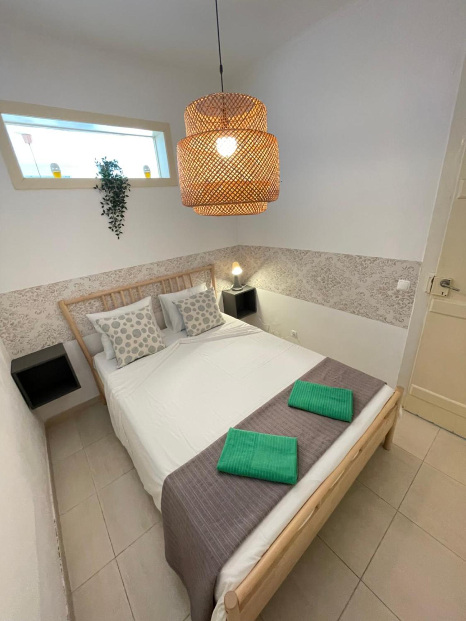 Lx Factory Alcantara Apartment