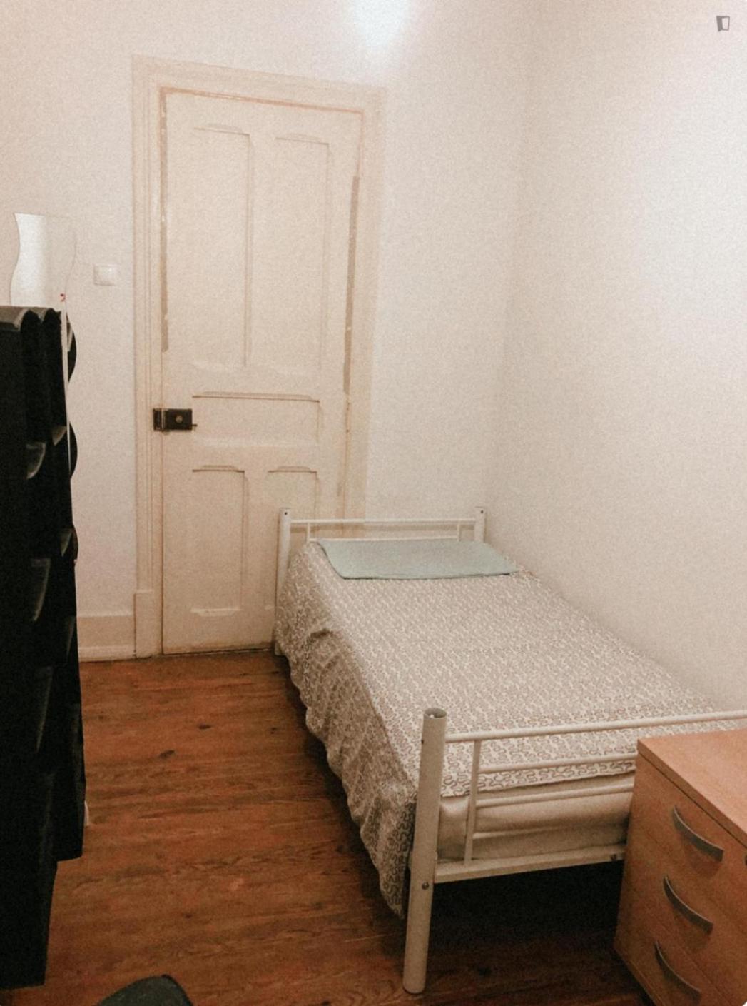 Homestay Alameda House *