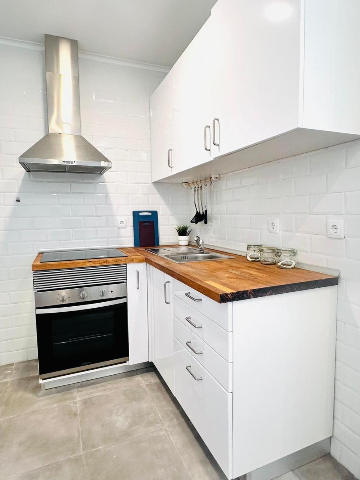 Apartment 222 Charm For Tourists