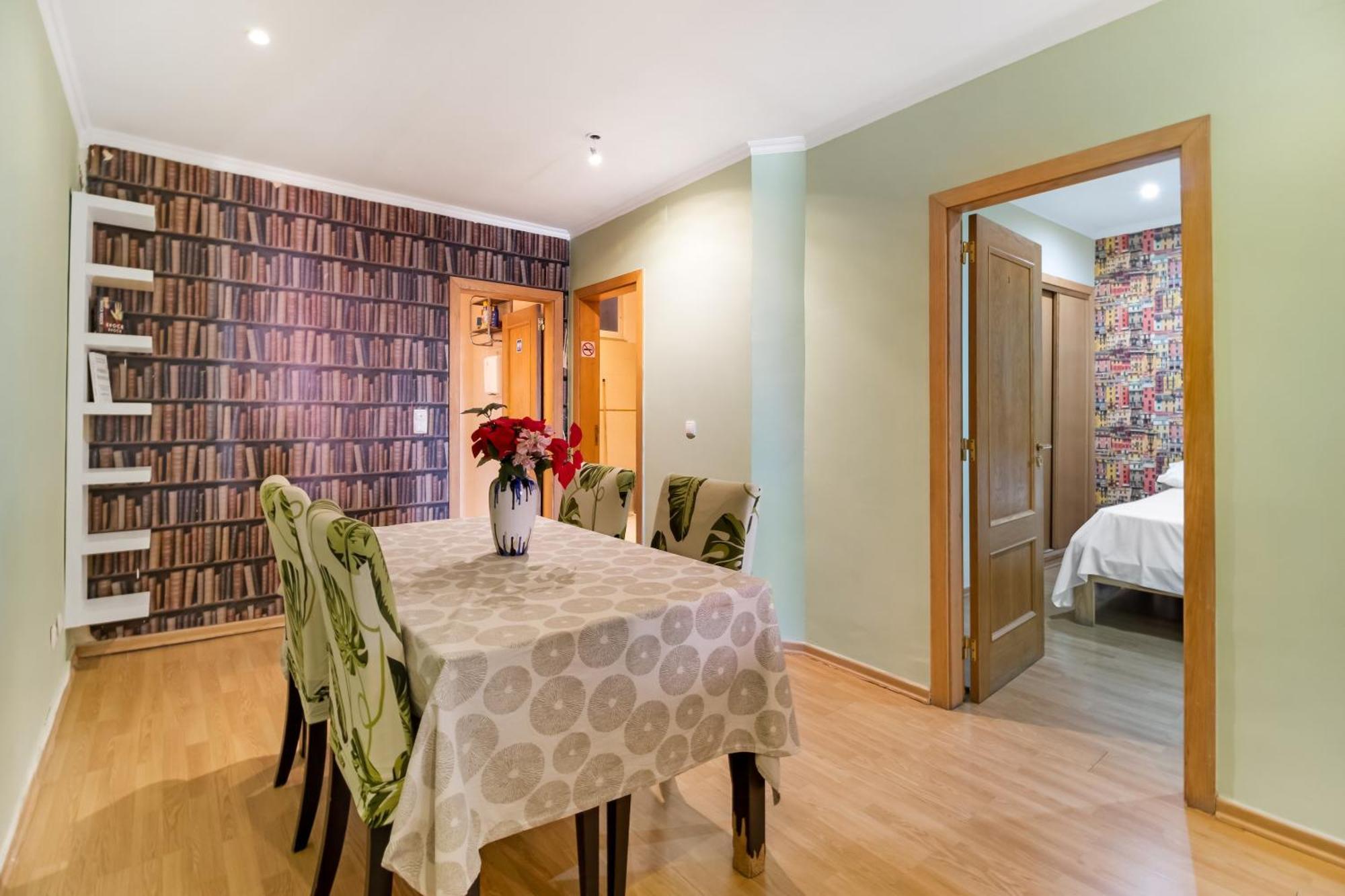 Spacious In Lisbon's Historic Centre 65 M² Parking