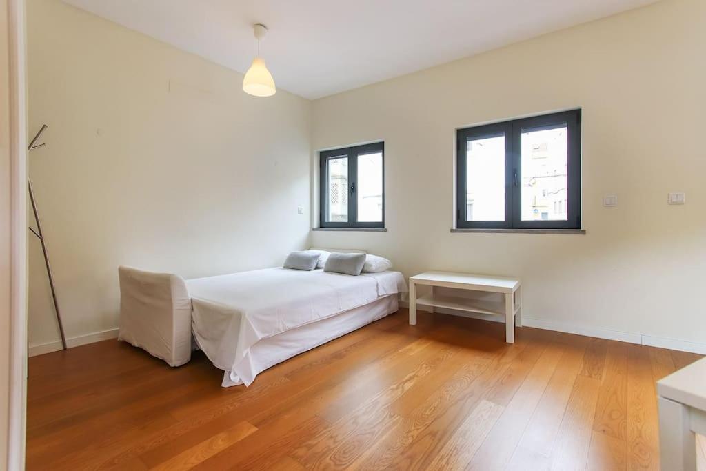 Nova Graca 1 * Lisbon