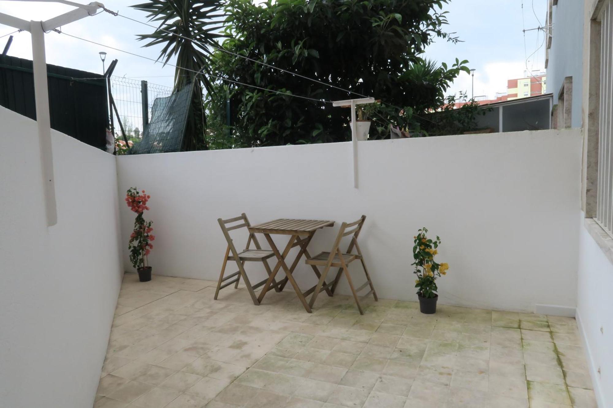 Cosmopolitan - Ground Floor Homestay Lisbon