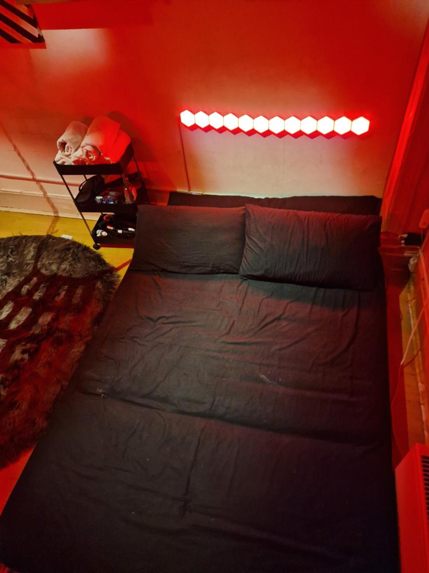 Homestay Quarto Em Apartamento Lgbt Adult Only